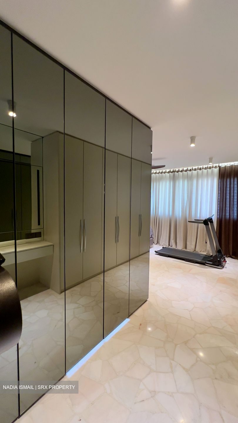 Blk 221 Pasir Ris Street 21 (Pasir Ris), HDB Executive #472680181